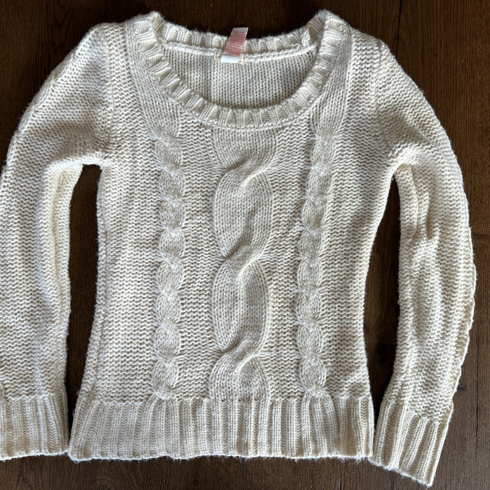 Tulle cable knit sweater size L